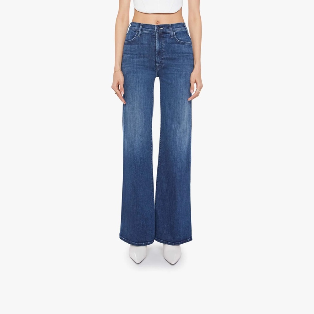 MOTHER  Hustler Roller Sneak Flare Jeans in Deep Blue (Heirloom)